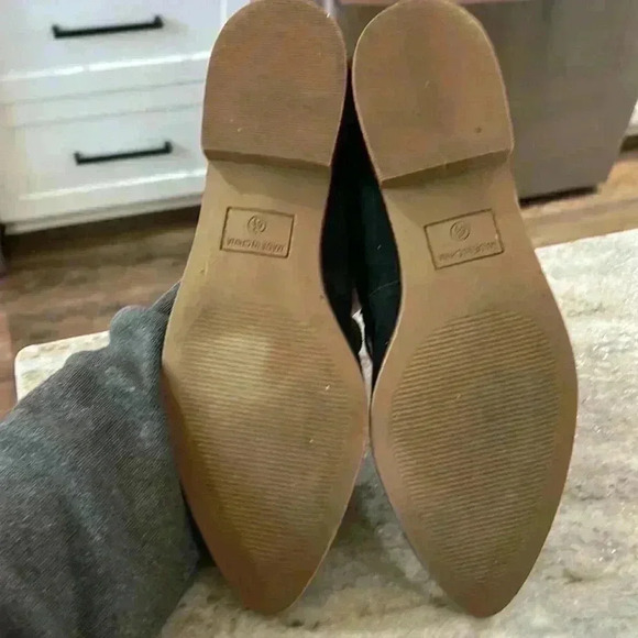 Crown & Ivy black suede Inez Flats size 6.5M - Picture 8 of 8